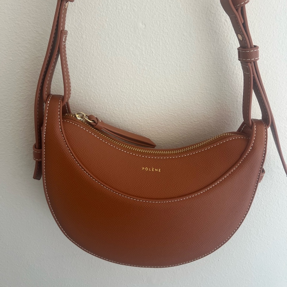Brown shoulder bag
